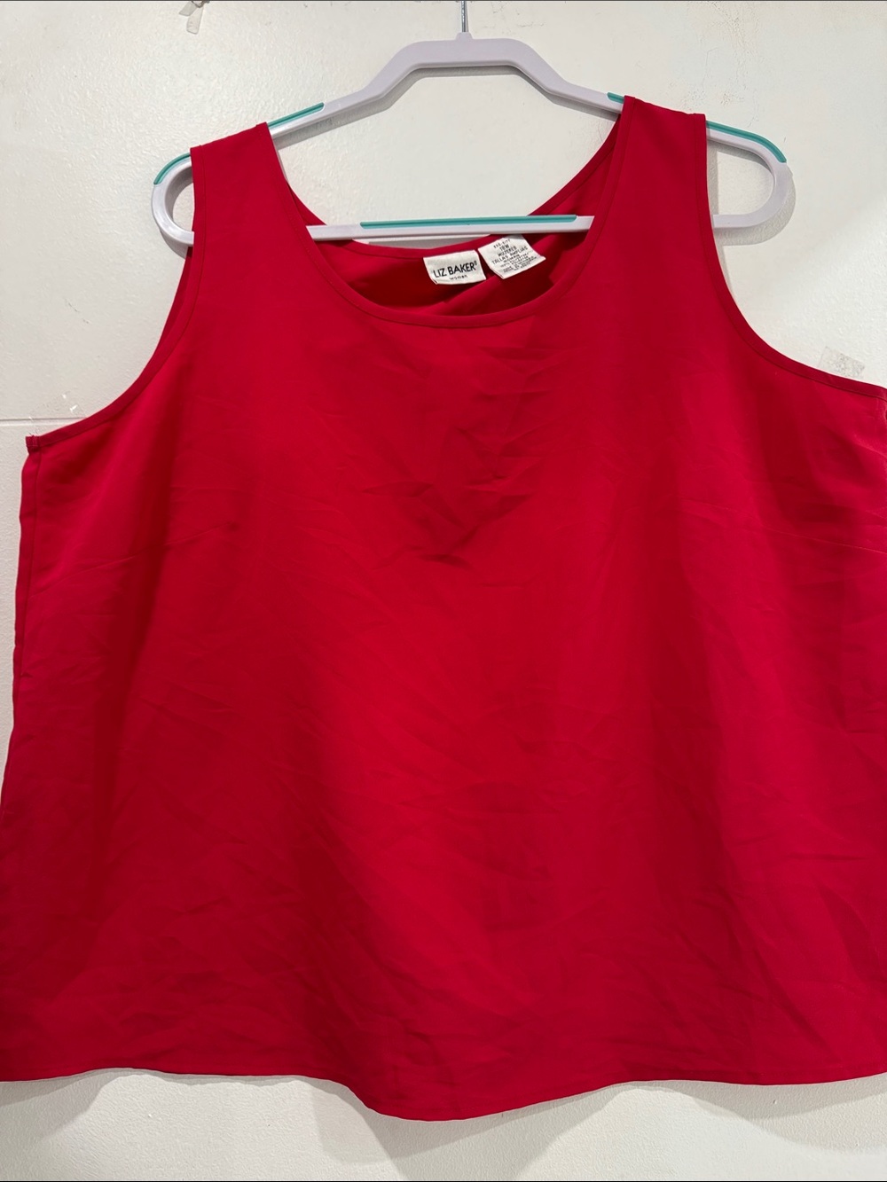 Liz Baker Tank Top Woman 18W Red Excellent Sleeveless Scoop Neck Shell